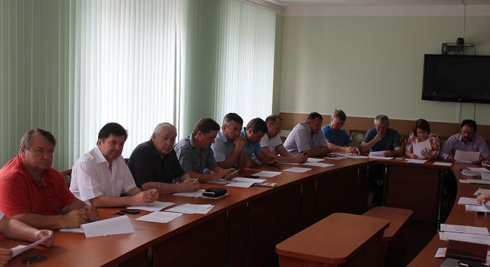 На фото: сессия Совета депутатов мо Павловский район