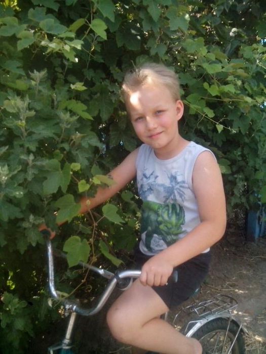 Нужна помощь 7-летнему Максиму Терницскому из Тбилисского района