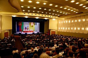 В ходе рабочей встречи губернатор Краснодарского края пообщался с жителями Павловского района