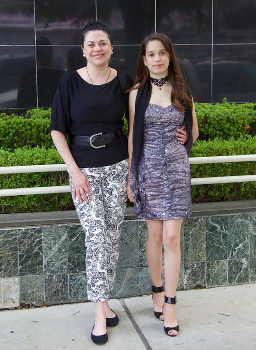 На фото: Белова Лиза с мамой