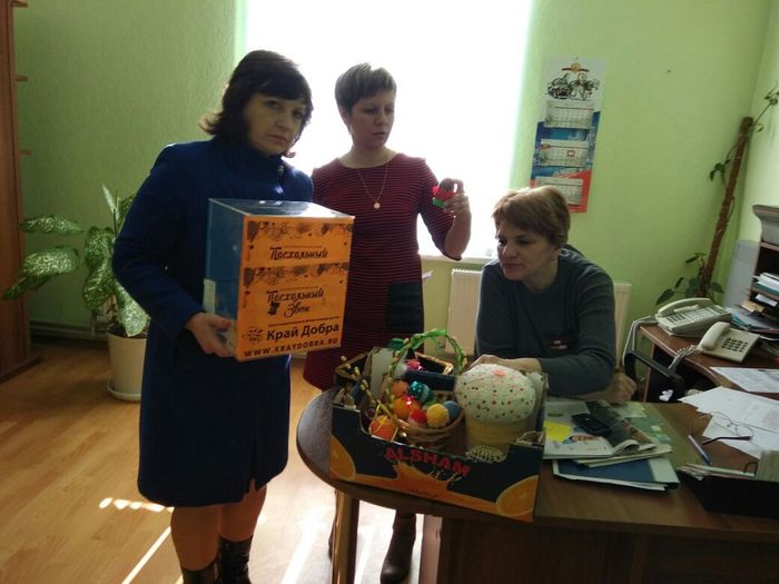 На фото: благотворительная акция в Среднечелбасском поселении