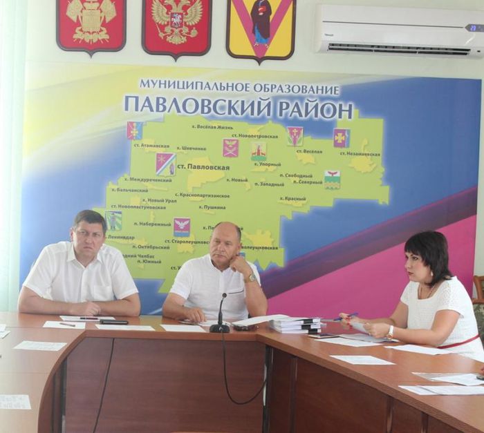 Заседание постоянных депутатских комиссий Совета муниципального образования Павловский район