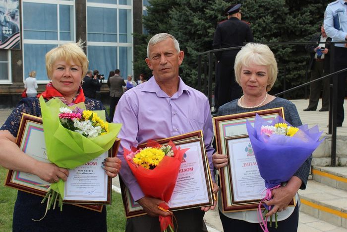 На фото: победители Павловского района