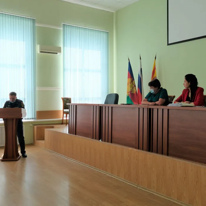 Трехсторонняя комиссия