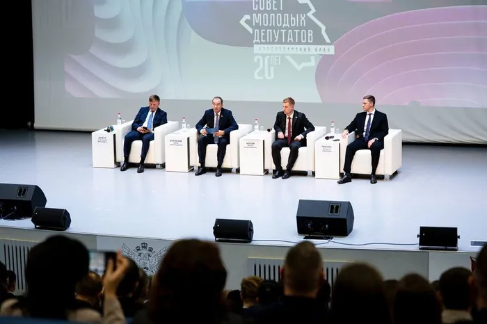 photo_5274259619935096503_y