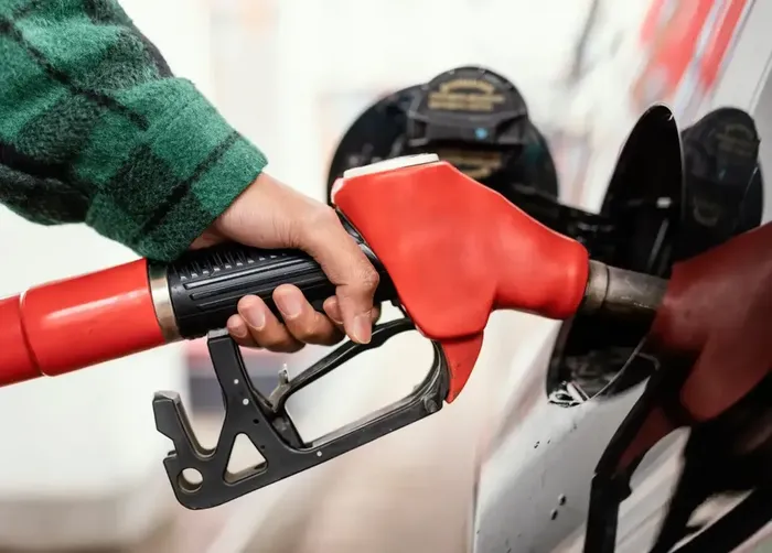 9FAABAC4-5583-4621-A828-2203BDB6DC94