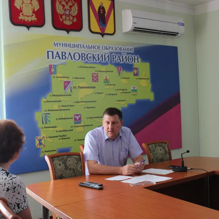 Глава района провел прием граждан