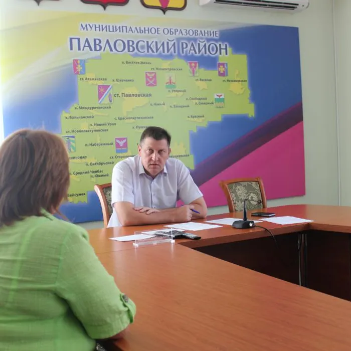 Глава района провел прием граждан