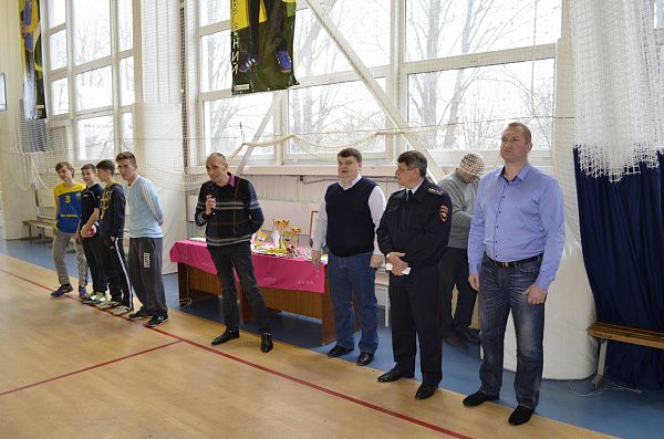 На фото: открытие турнира, посвященного памяти старшего лейтенанта А. С. Кучерина