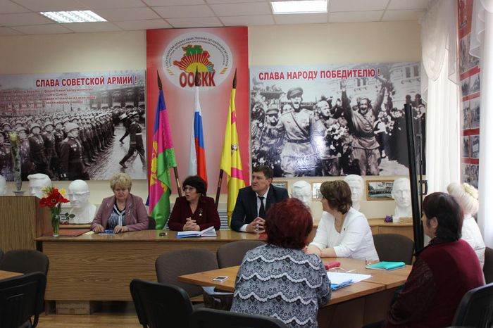 На фото: встреча актива районного Совета ветеранов