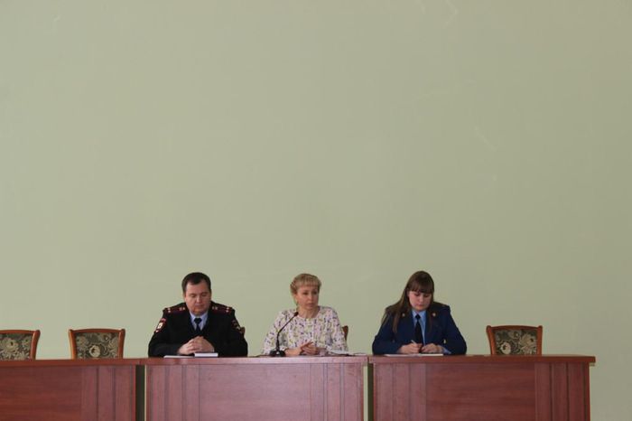 Расширенное заседание комиссии по делам несовершеннолетних и защите их прав
