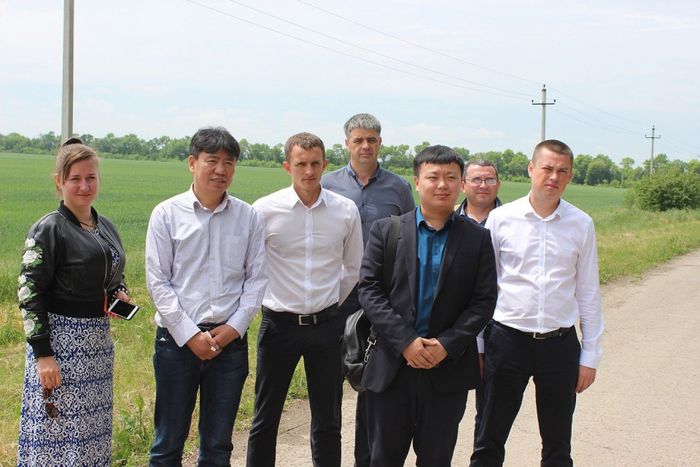 На фото: делегация КНР посетила Павловский район с рабочим визитом