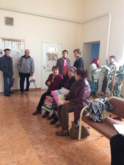 На фото: выездной прием врачей в Атаманской амбулатории