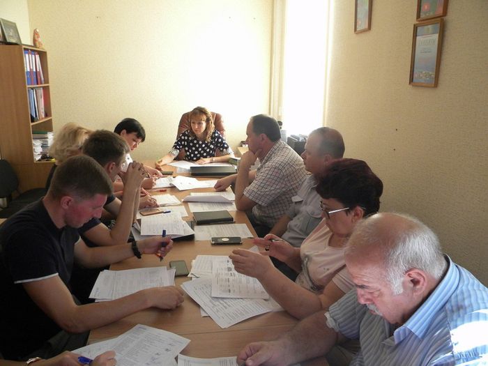 На фото: участники заседания комиссии