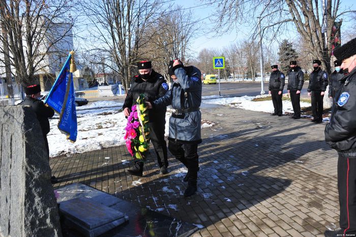 В Павловском районе почтили память казаков – жертв политических репрессий